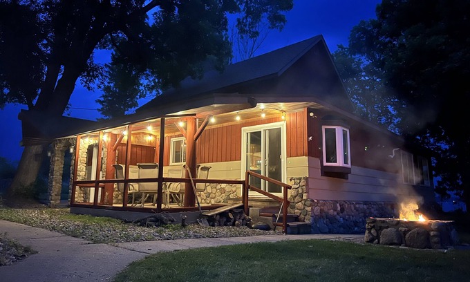 Perham House | Authentic Big Pine Lake home with incredible views and just minutes from town!