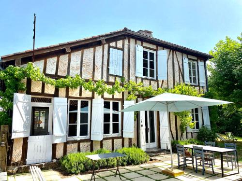 Lue Villa | Authentique villa du XIX e siècle avec piscine
