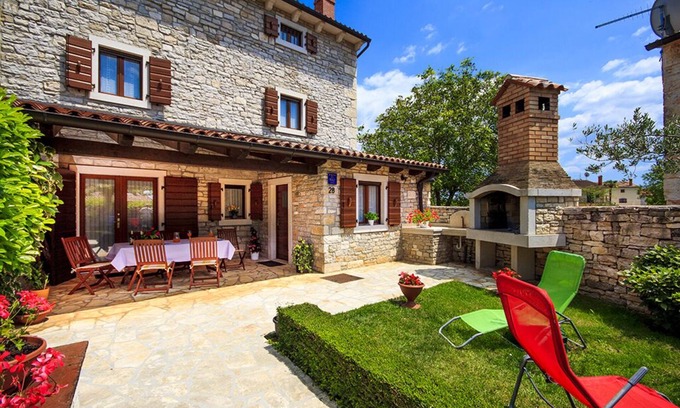 Krmed House | Autochthone Villa with Pool in Krmedn