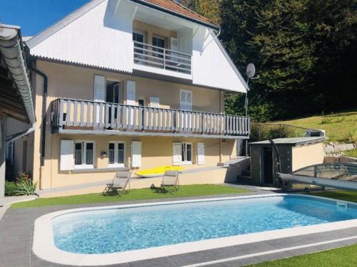 Pierre-Percee Apartment | AUX 2 LACS Gîte