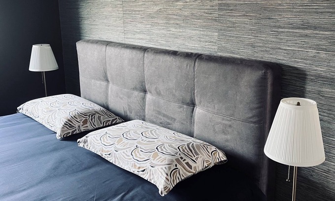 Leval House | Aux Deux Tours
