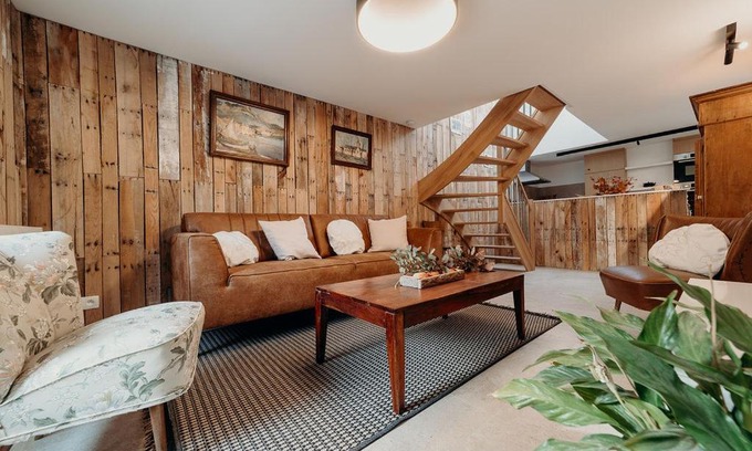 Maredret Apartment | Aux larges pierres