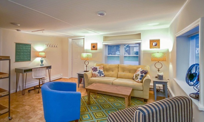 Saratoga Springs Cottage | Available May 1, 2025 2 bed, 2 bath cottage