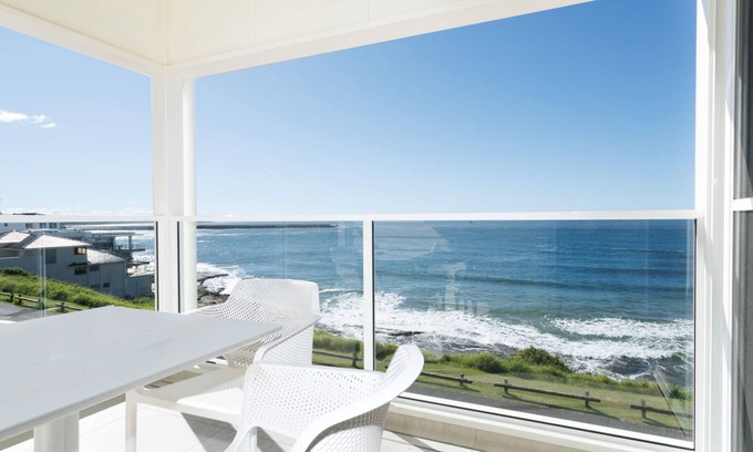 Yamba Apartment | Avalon 3 Great Ocean Views