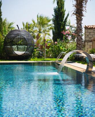 Alacati Hotel | Avalon Boutique Hotel & Suites