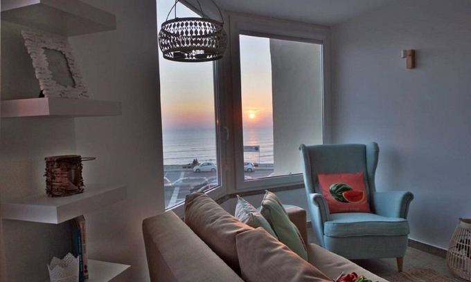 Parede Apartment | Avencas Beach House - Ocean View
