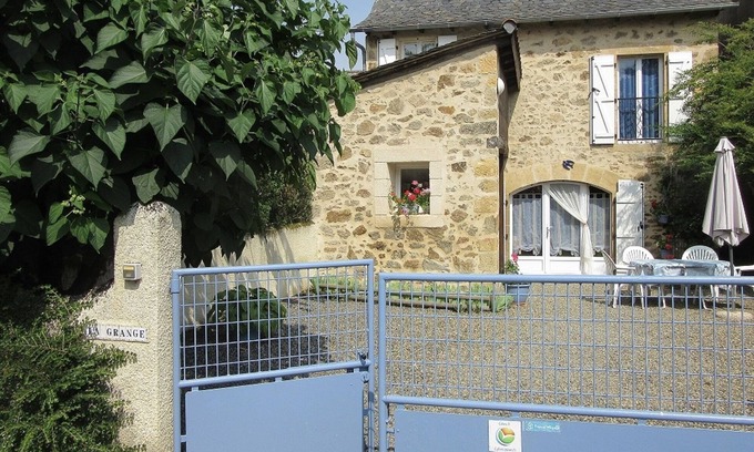 Vaureilles House | Aveyron In the heart of the most beautiful listed villages comfortable detached house