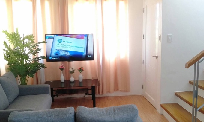 Talisay House | Avida 3-Bedroom Vacation House with Pool