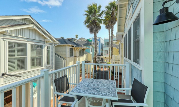 Avila Beach Condo | Avila Good Life - A luxury 2 Bdrm condo 3 houses from beach with ocean views