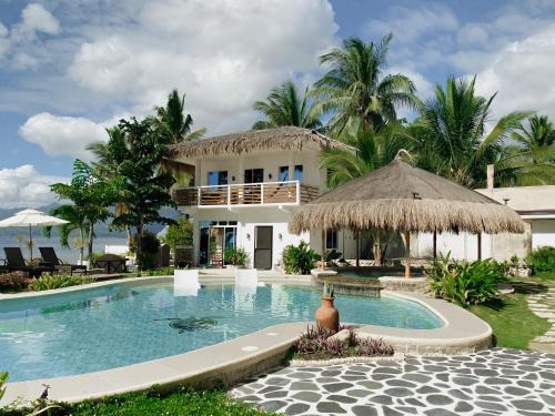 Santander Resort | Avila's Horizon Dive Resort Santander