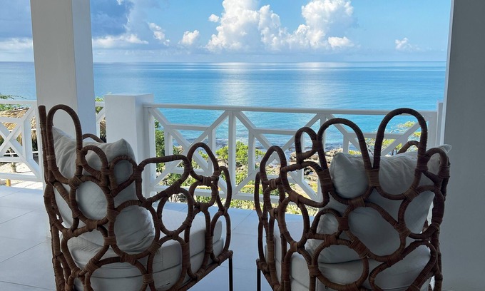 Treasure Beach House | Avita Villa - Pristine newly renovated villa with breathtaking views.