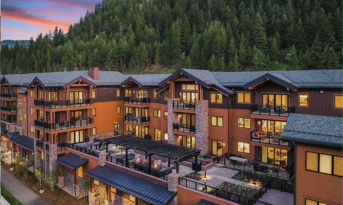 Avon Condo | Avon Colorado Vacation - Luxury 2-Bedroom Condo-Close to Beaver Creek Ski Resort