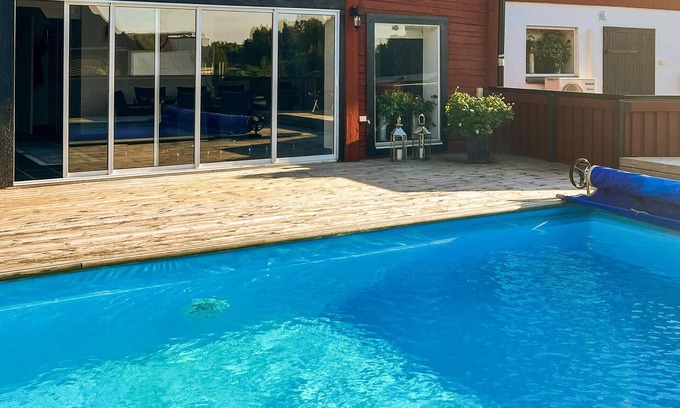 Sodra Vi Apartment | Awesome apartment in Södra Vi with WiFi