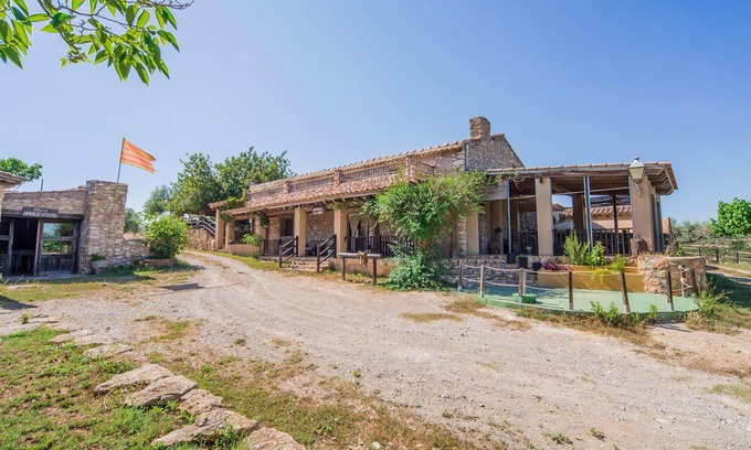 Les Coves de Vinroma House | Awesome home in Les Coves de Vinromà