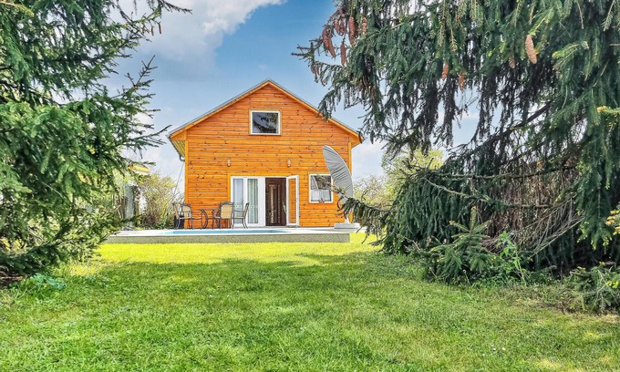 Burg House | Awesome home in Burg bei Magdeburg