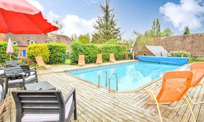 Vieux-Pont-en-Auge House | Awesome home in St Pierre en Auge