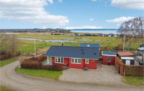 Fredericia House | Awesome Home In Fredericia With Kitchen