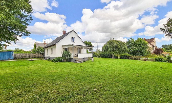 Lovestad House | Awesome home in Lövestad