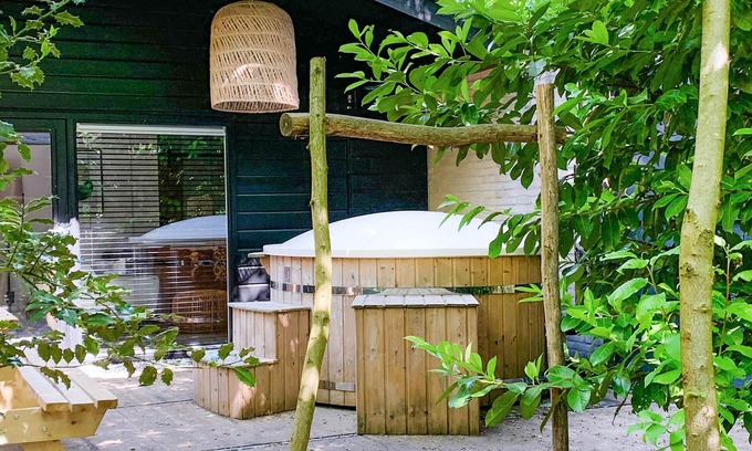 Rheezerveen House | Awesome home in Rheezerveen with sauna