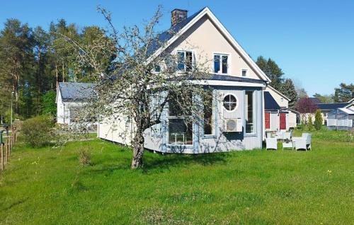 Sandarne House | Awesome Home In Sandarne With Wifi