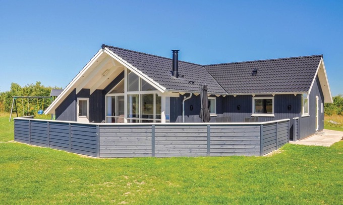 Skovmose House | Awesome home in Sydals with sauna