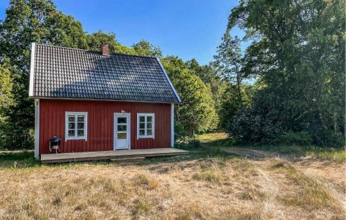 Vittaryd House | Awesome Home In Tannåker With Wifi