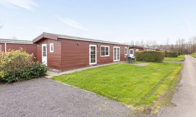 Wagenborgen House | Awesome home in Wagenborgen with WiFi