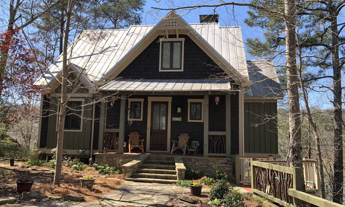 Bremen House | AWESOME LAKEFRONT HOME on Smith Lake