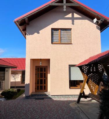 Yasinya House | Azaliya