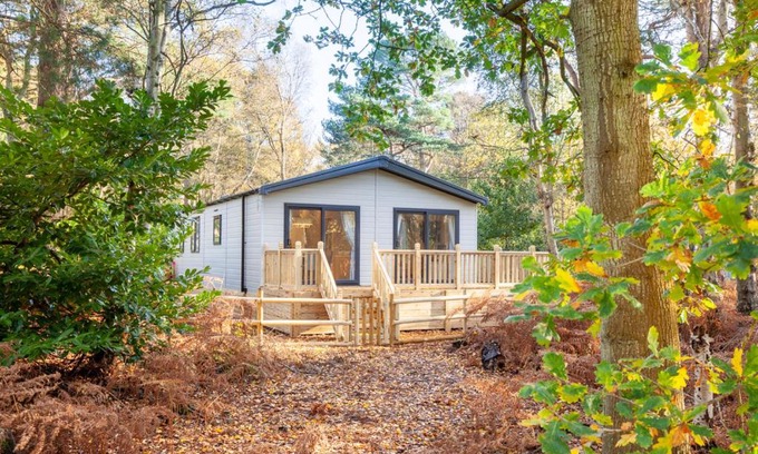 Weybourne Apartment | Azenor Lodge