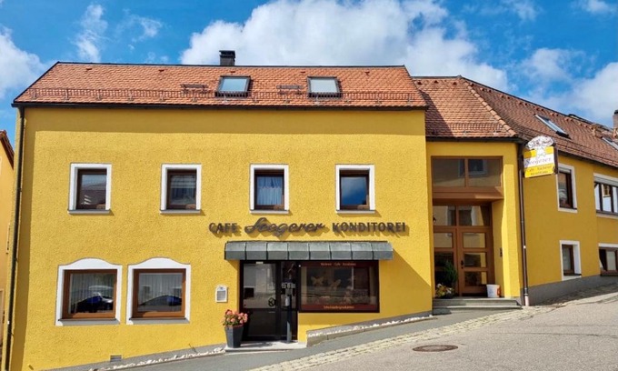 Tannesberg Bed & Breakfast | Bäckerei & Pension Seegerer