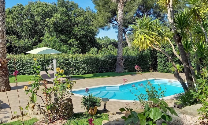 Le Castellet Bed & Breakfast | B&B Au Temps pour Vous, in the middle of the vineyards of Bandol