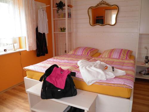 Goldmuhl Bed & Breakfast | B&B Brandholz