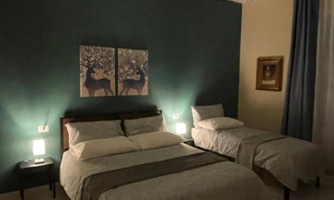 Volla House | B&B D'Aponte Home: Double/Twin Room with Single Beds