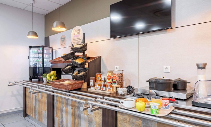 Louvroil Hotel | B&B HOTEL Maubeuge Louvroil