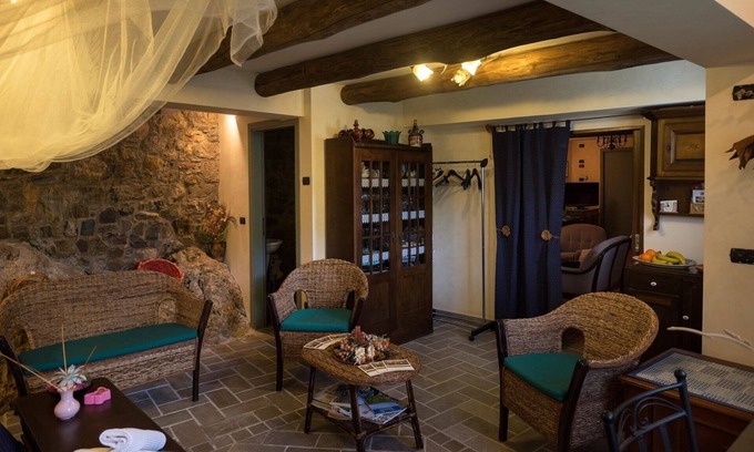 Brienza Bed & Breakfast | B&B La Voce del Fiume: room "Emerald"