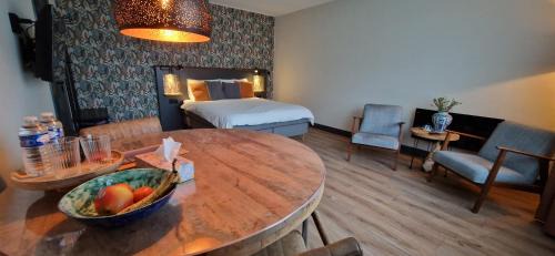 Lutten Bed & Breakfast | B&B Opoes huusie