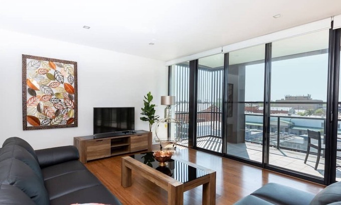 Turvey Park Apartment | B1/301 1 Flinders St · 4 Bedroom Luxury City Penthouse Apartment