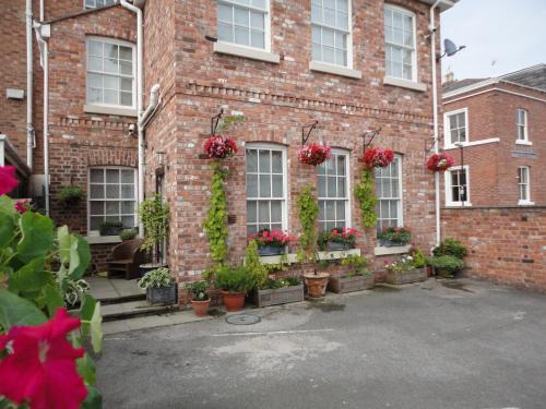 Hoole House | Ba Ba Guest House