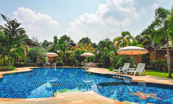 Pong Resort | Baan Sunset Resort