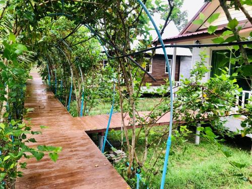Prasat Resort | Baan Thung Home Stay
