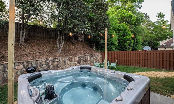 Drayton House | Baby Blue Bungalow with Backyard Oasis