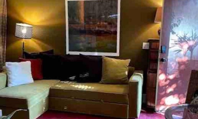Lower State Apartment | Baby Dux - Hip Hideaway on the Urban Wine Trail