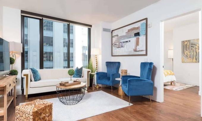 Bay Village Condo | Back-Bay Upscale Central Condo Bos Common Downtown