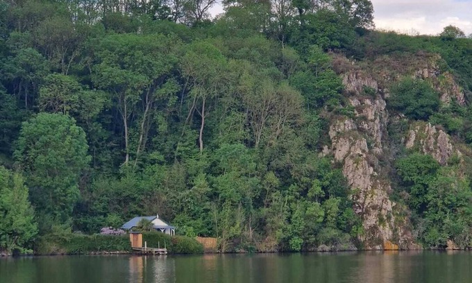 Dinan Agglomeration Ski Chalet | Back to nature
