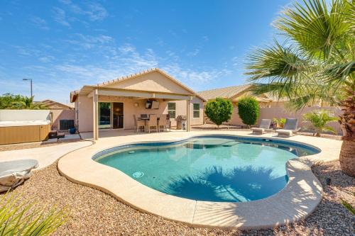 San Tan Valley House | Backyard Oasis Updated San Tan Valley Escape