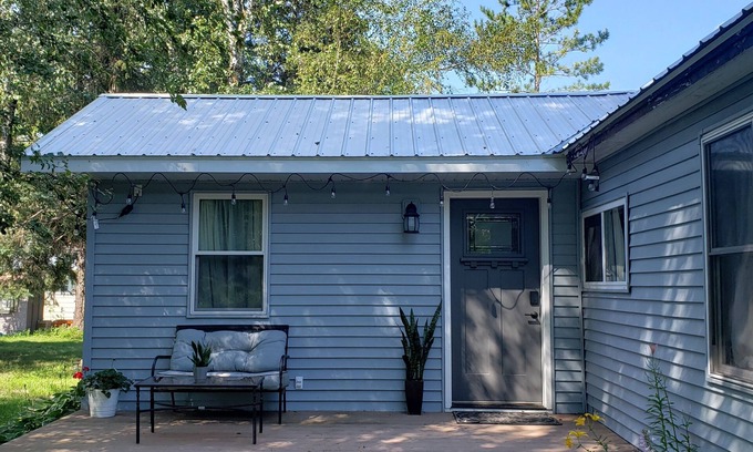 Williams House | Bad Rabbit Resort near Lake of the Woods *No Cleaning Fee*