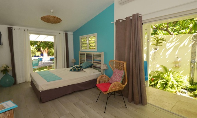 La Saline Les Bains Bed & Breakfast | Badamier room - sea view