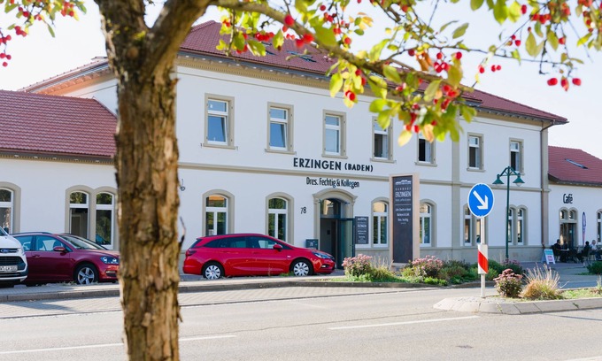 Klettgau Hotel | Bahnhof ERZINGEN hotel coffee & more