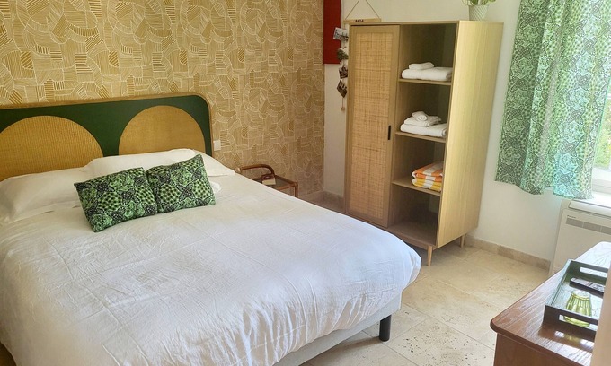 Saint-Pons-de-Mauchiens Apartment | BAILA, a journey to Casamance